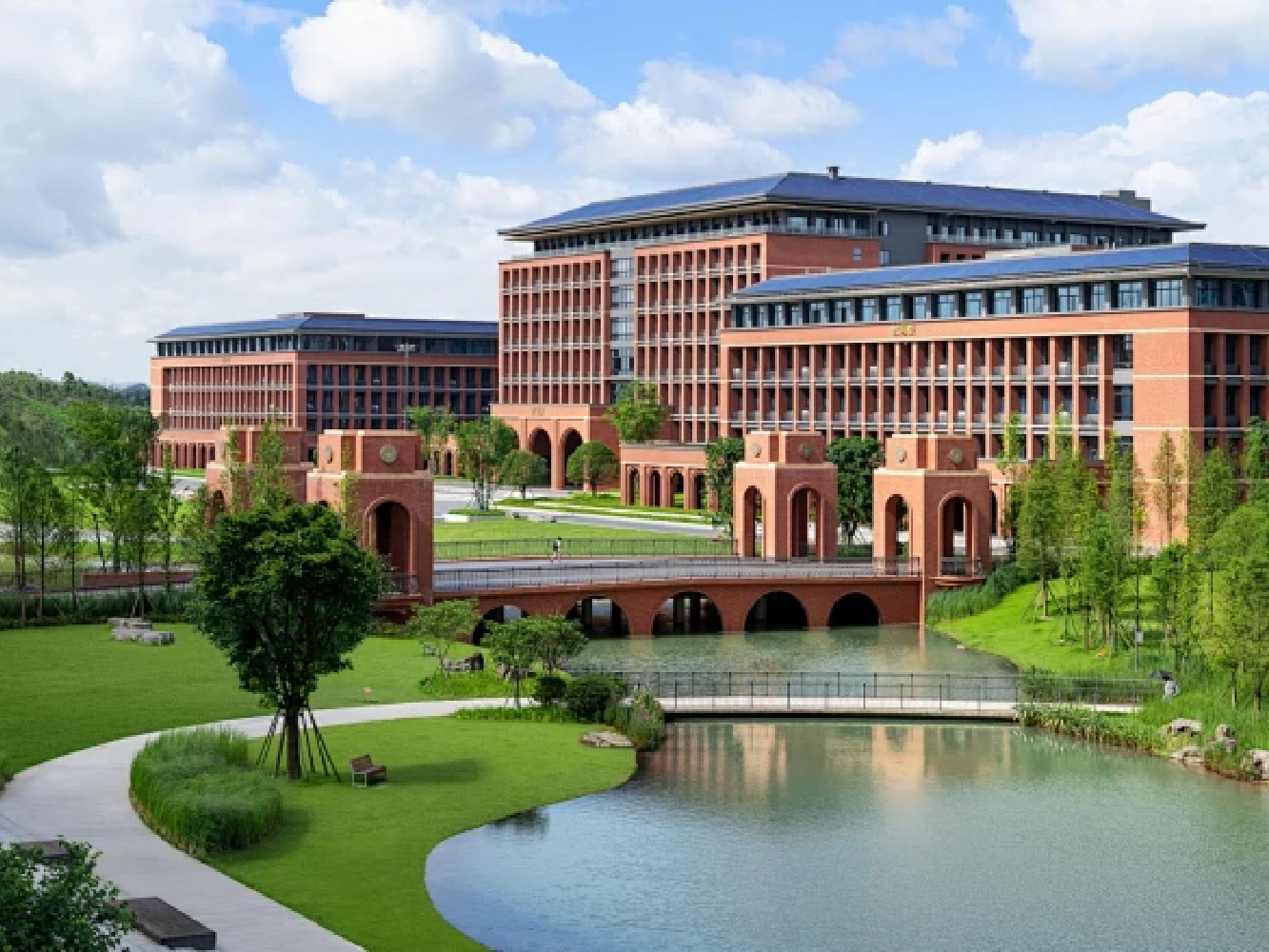 告别流量漏斗焦虑：海外商学院如何借力品牌公关实现中国市场的留量破局？